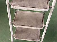 Lot 767 - metalen trapladder - afbeelding 2 van  2