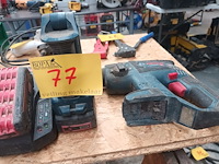 Lot 77 - accu boorhamer bosch en lamp - afbeelding 1 van  9