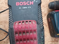 Lot 77 - accu boorhamer bosch en lamp - afbeelding 6 van  9