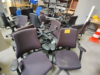 Lot 77 - bureelstoelen - 28 stuks - afbeelding 1 van  3