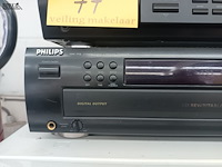 Lot 77 - cd speler en surround receiver - afbeelding 4 van  5