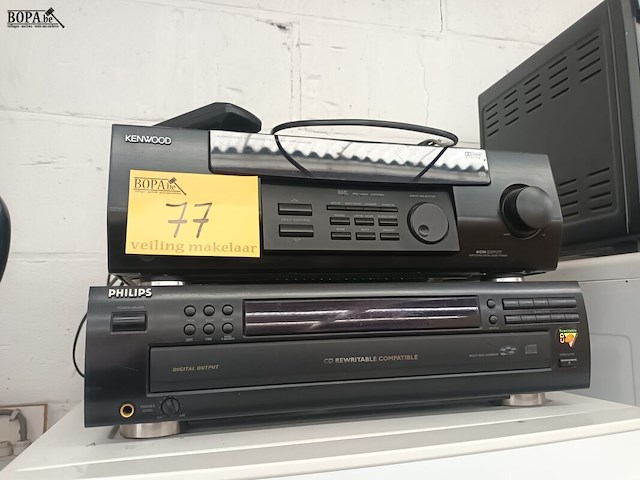 Lot 77 - cd speler en surround receiver - afbeelding 5 van  5