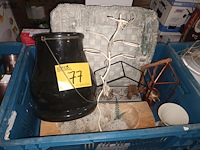 Lot 77 - decoratie - afbeelding 1 van  4