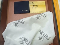 Lot 77 - delveaux bakje + 2 items