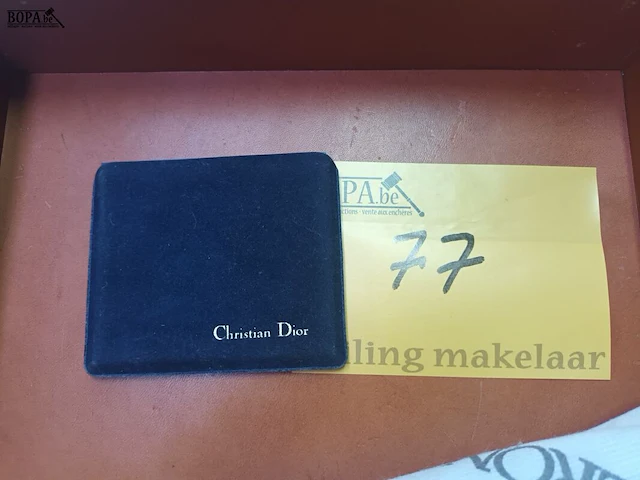 Lot 77 - delveaux bakje + 2 items - afbeelding 2 van  5