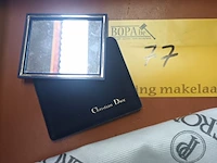 Lot 77 - delveaux bakje + 2 items - afbeelding 3 van  5