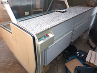 Lot 77 - gekoelde toonbank - afbeelding 3 van  7