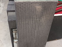 Lot 77 - hoge tafel met krukken - afbeelding 3 van  3