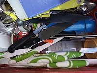 Lot 77 - huisraad. 1 bak - afbeelding 2 van  4