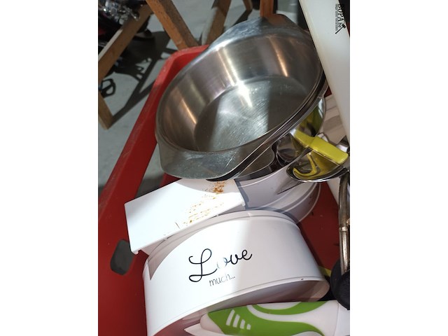 Lot 77 - huisraad. 1 bak - afbeelding 3 van  4