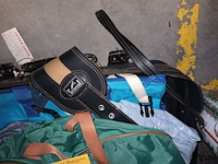 Lot 77 - koffer met tassen. 13 stuks - afbeelding 4 van  4