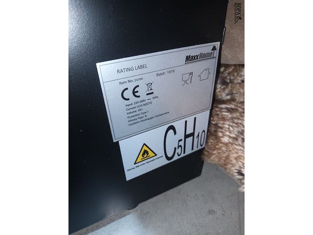 Lot 77 - minibar maxxhome - afbeelding 3 van  3