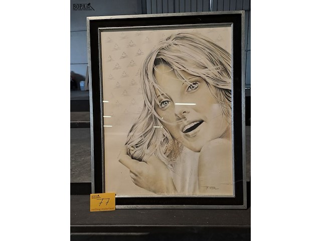 Lot 77 - potloodportret van vrouw 65*83 - afbeelding 1 van  2