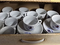 Lot 77 - set tasjes en bordjes 1963 - 1983 (24 delig) - afbeelding 1 van  2