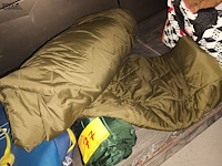 Lot 77 - slaapzak en matras - afbeelding 3 van  3