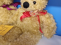 Lot 77 - teddybeer. 2 stuks - afbeelding 2 van  2