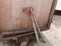 Lot 774 - transportkar. 2 stuks - afbeelding 2 van  3