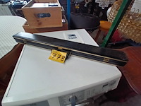 Lot 778 - biljartstok in koffer riley - afbeelding 4 van  4