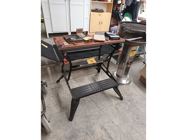 Lot 78 - black & decker workmate - afbeelding 1 van  3