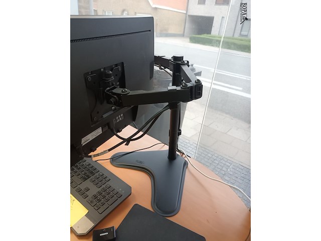 Lot 78 - computerconfiguratie - afbeelding 5 van  6