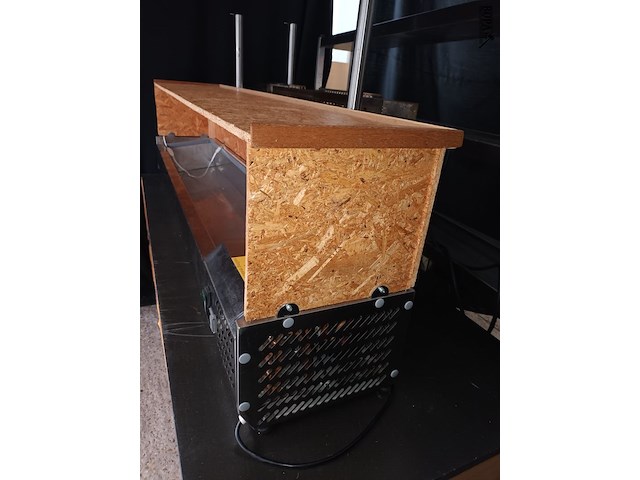 Lot 78 - gekoelde saladebar - afbeelding 2 van  4