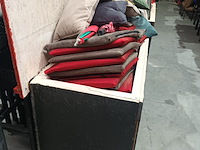 Lot 78 - kussens - afbeelding 3 van  5