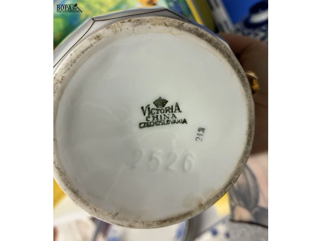 Lot 78 - lot keramiek met stempel - afbeelding 9 van  9