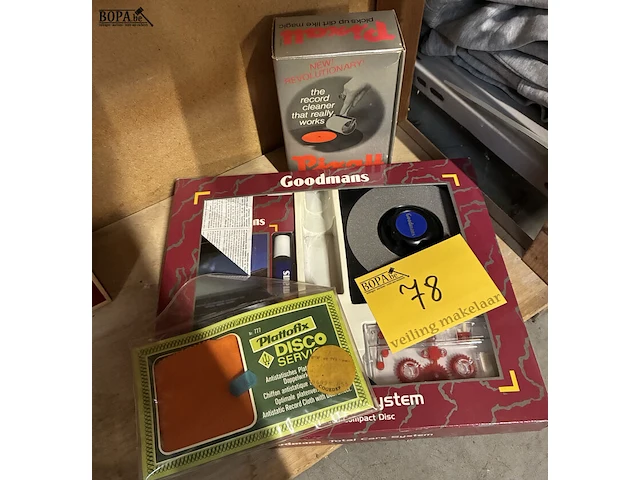Lot 78 - lot onderhouds- en reinigingsmiddelen voor discs - afbeelding 1 van  4
