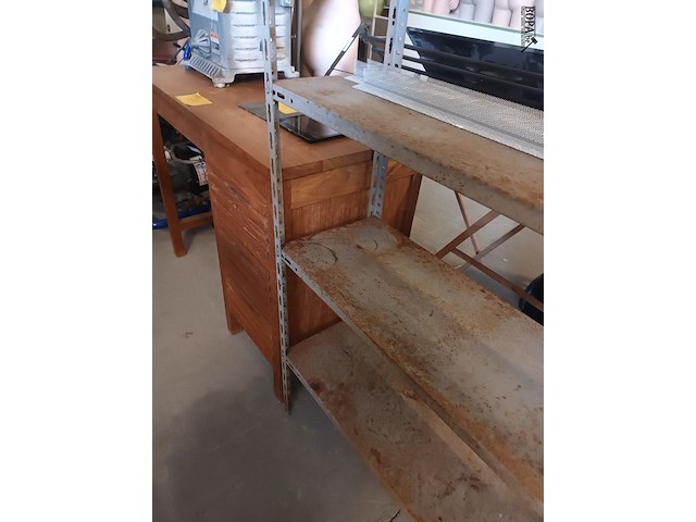 Lot 78 - metalen rek. 2 stuks - afbeelding 3 van  3