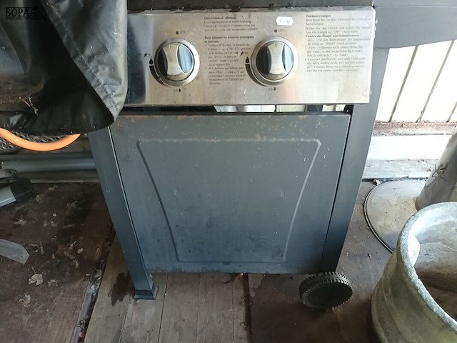 Lot 78 - rvs gasbarbecue - afbeelding 2 van  6