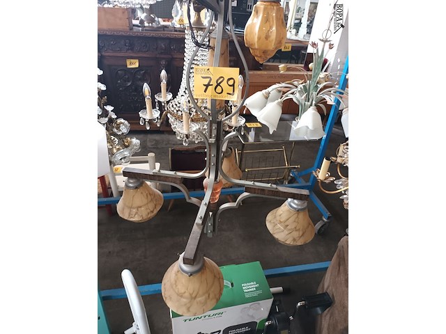 Lot 789 - art deco luster - afbeelding 1 van  4