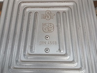 Lot 79 - aluminium trapladder - afbeelding 2 van  3