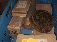 Lot 79 - antieke muziekdragers