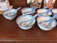Lot 79 - chinees porselein. 10 stuks - afbeelding 2 van  7