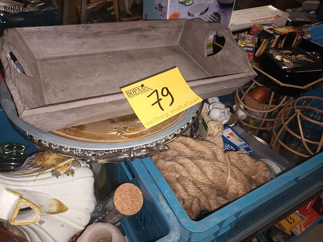 Lot 79 - decoratie - afbeelding 1 van  5