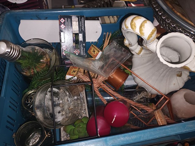 Lot 79 - decoratie - afbeelding 3 van  5