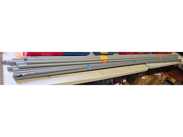 Lot 79 - kabelbuizen 3 meter 17 stuks - afbeelding 2 van  5