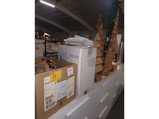 Lot 79 - kerstdecoratie - afbeelding 1 van  4