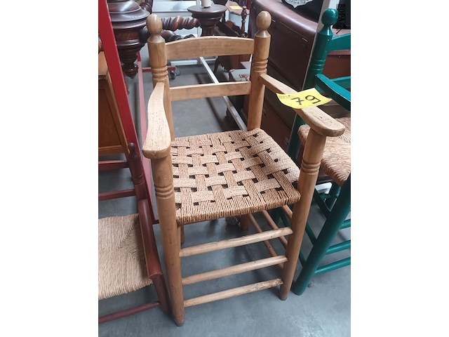 Lot 79 - kinderstoelen. 3 stuks - afbeelding 3 van  5