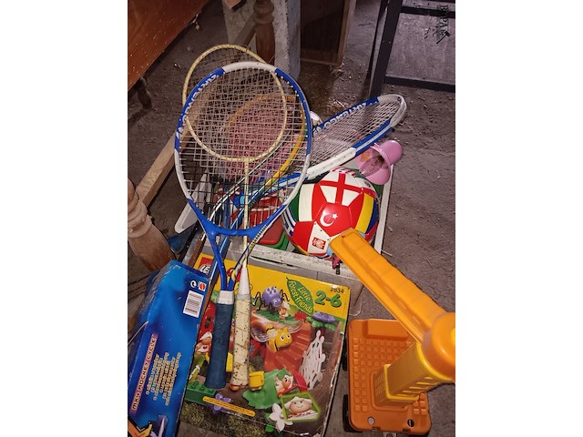 Lot 79 - lot divers speelgoed - afbeelding 4 van  7