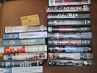 Lot 79 - lot iconische films op cassette - afbeelding 1 van  2