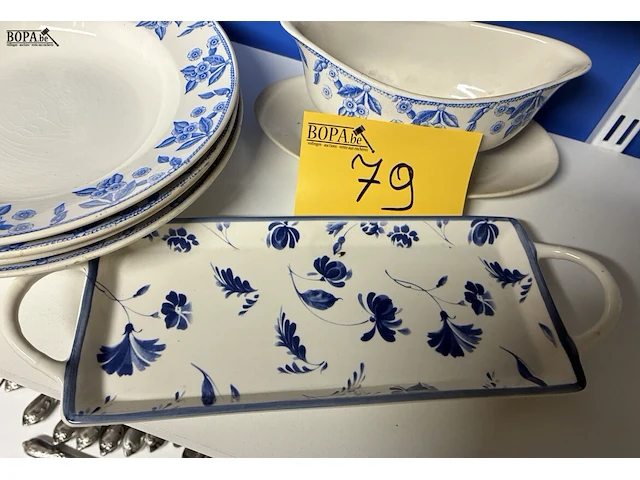 Lot 79 - lot keramiek met stempel - afbeelding 6 van  7