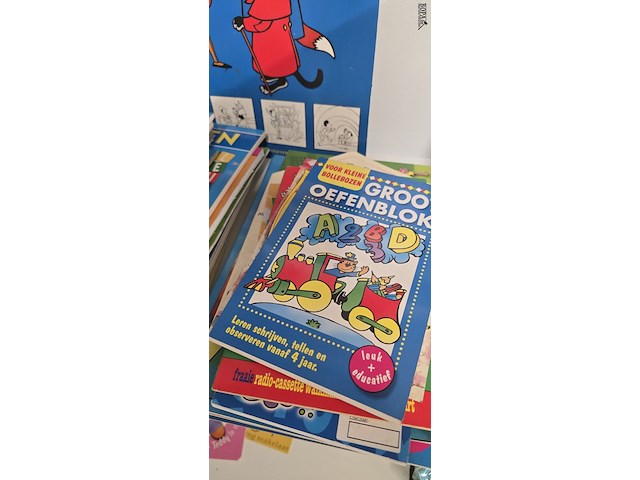 Lot 79 - lot kleurboeken ong 42 stuks - afbeelding 2 van  4