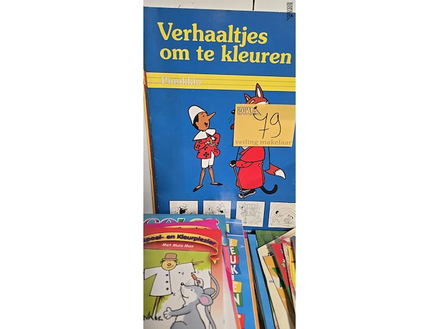 Lot 79 - lot kleurboeken ong 42 stuks - afbeelding 4 van  4