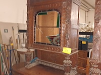 Lot 79 - mechelse buffetkast - afbeelding 1 van  2