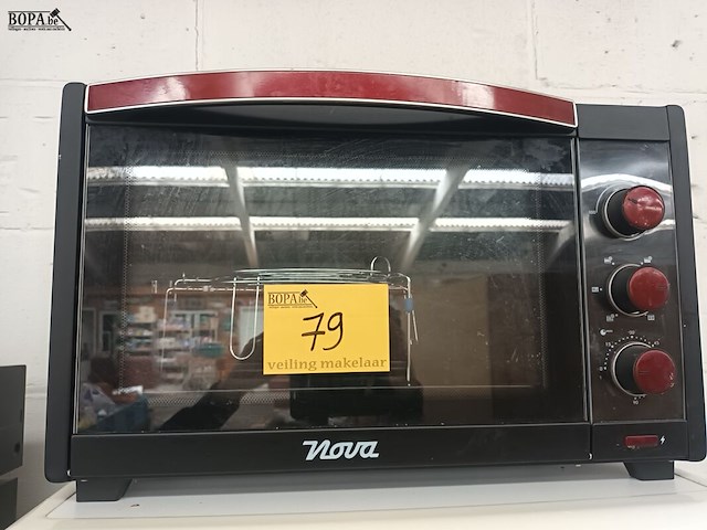 Lot 79 - nova oven - afbeelding 1 van  3