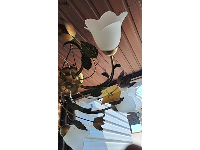 Lot 79 - plafondlamp florentijnse stijl, gouden bloemvormig frame, me - afbeelding 4 van  4