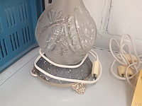 Lot 79 - tafellamp. 2 stuks - afbeelding 2 van  4