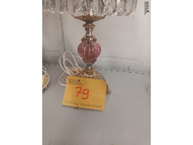 Lot 79 - tafellamp. 2 stuks - afbeelding 3 van  4