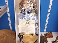 Lot 79 - vintage pop pipa in doos nr 152 met certificaat - afbeelding 1 van  4